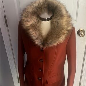 Chic Rust Trench Coat with Faux Fur Collar